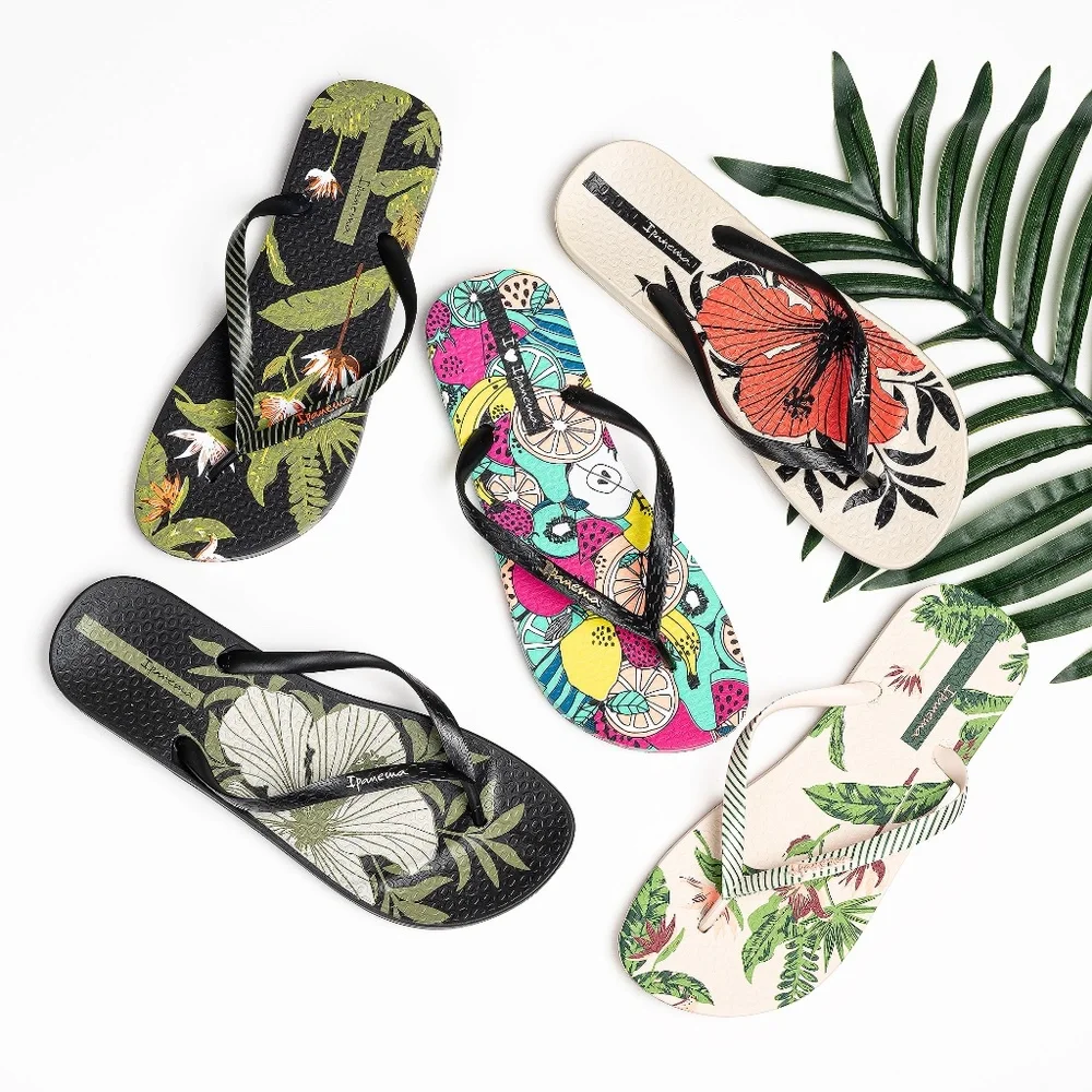 Ipanema Paradise Black Green Flip Flops Sandals - Picture 2 of 2